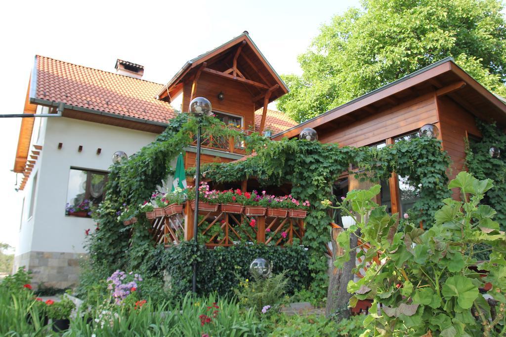 Orehite Guest House Samokov Bagian luar foto
